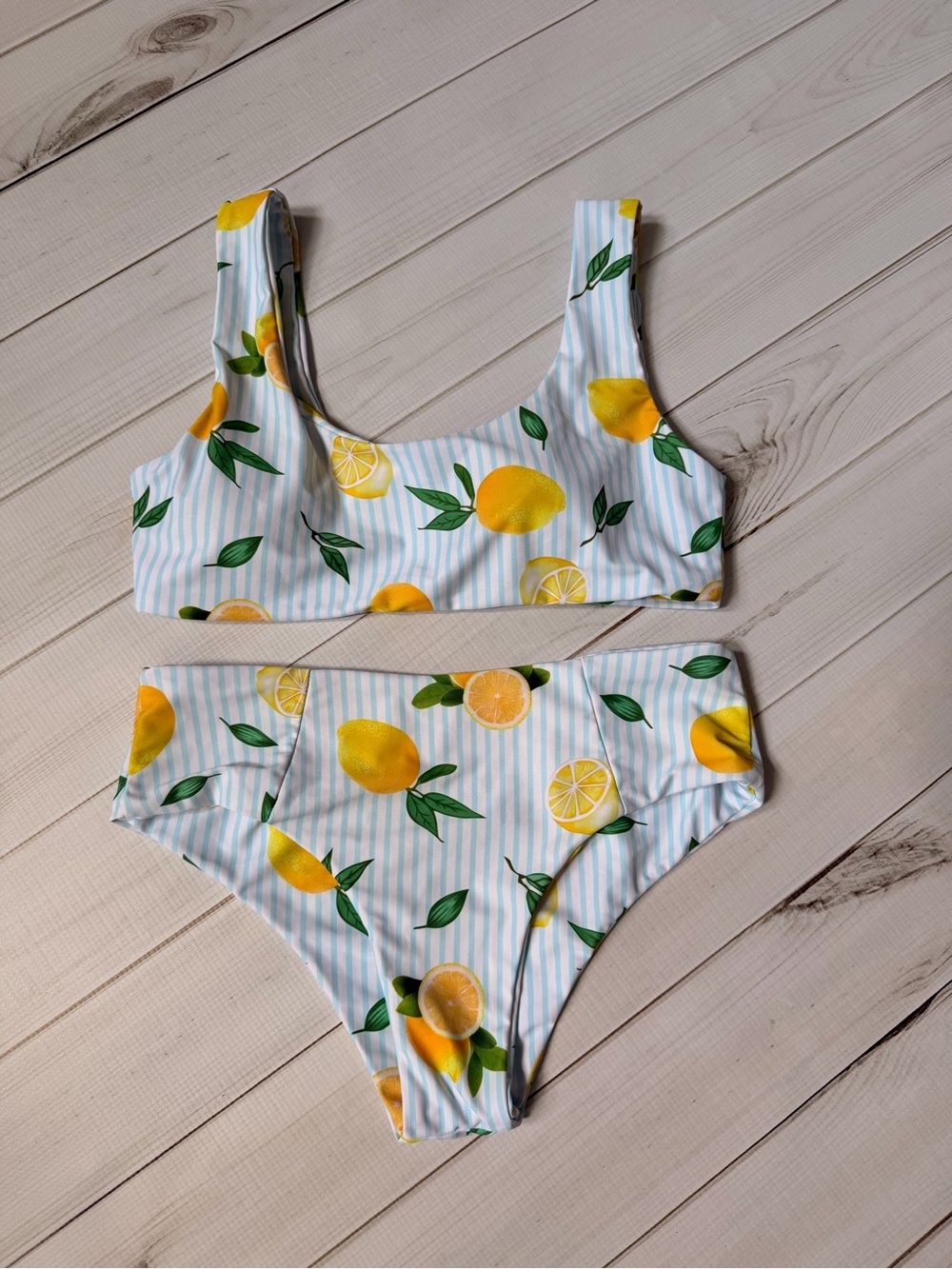 Lemon Print High-Waist Bikini Set - Yellow & Green